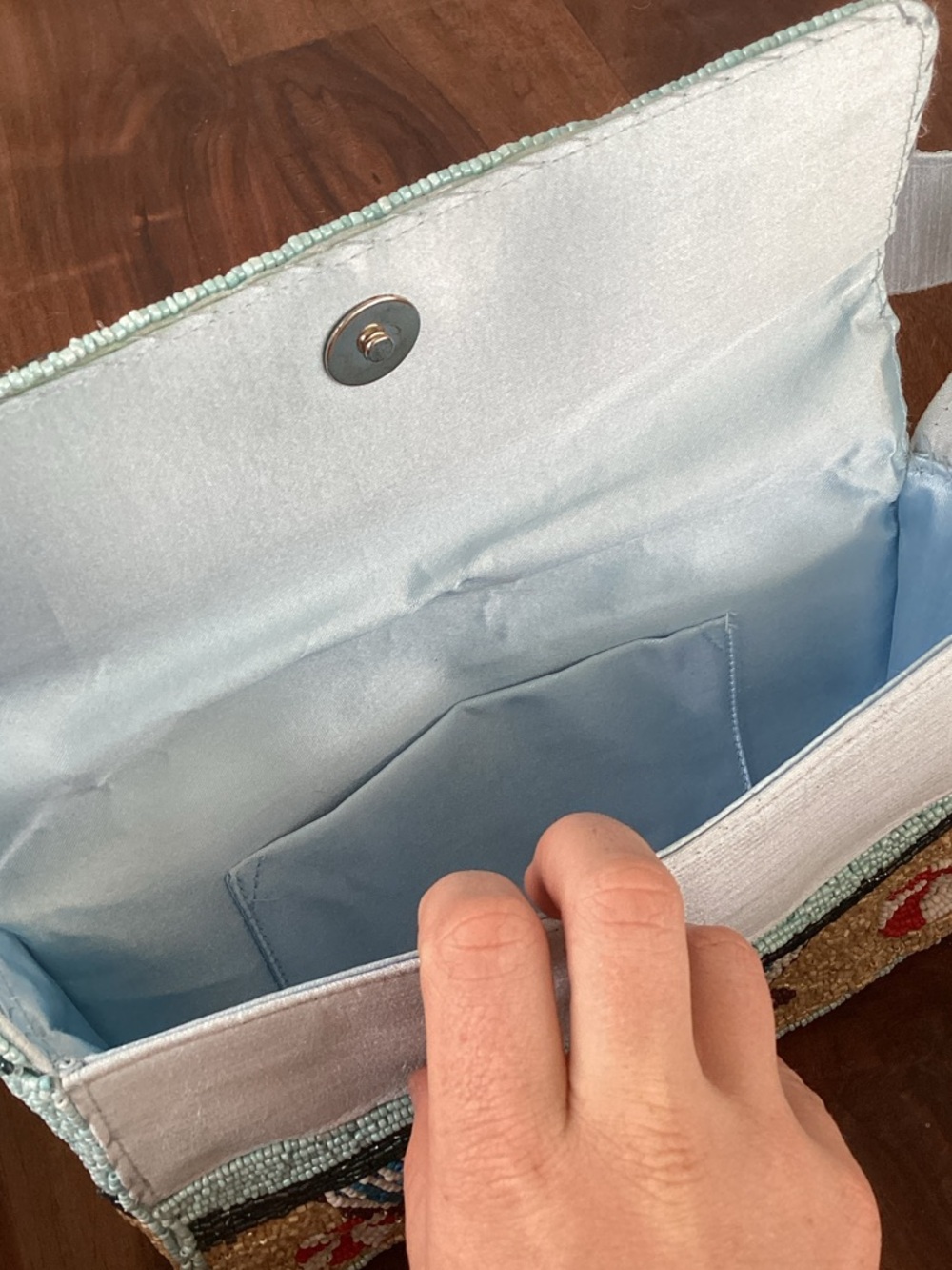 Beaded Beach Scene Shoulder Bag in Light Blue - NWOT - Picture 3 of 4